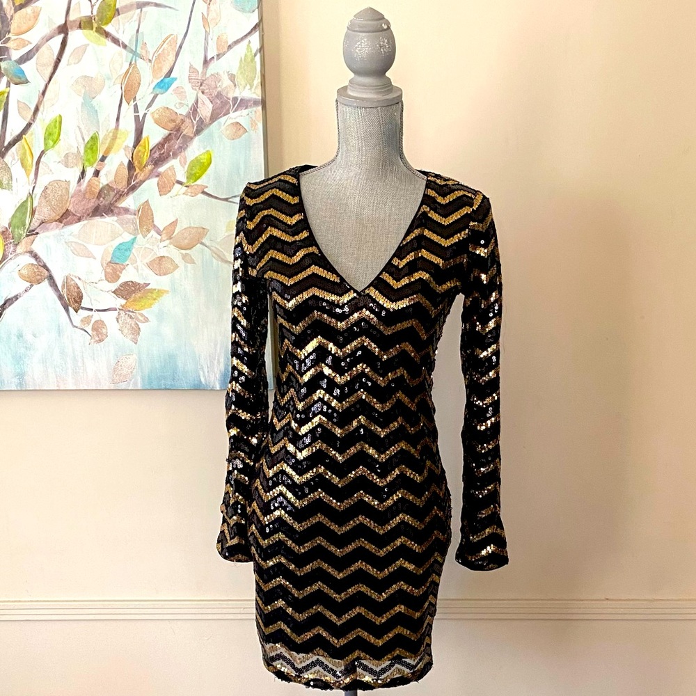 DIVIDED H&M 🖤BLACK & GOLD💛 LONG SLEEVES PECIAL OCCASIONS SEQUINS DRESS SIZE 8